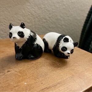 Vintage 1980s Ceramic Panda Salt and Pepper Shakers Made in Japan Black White